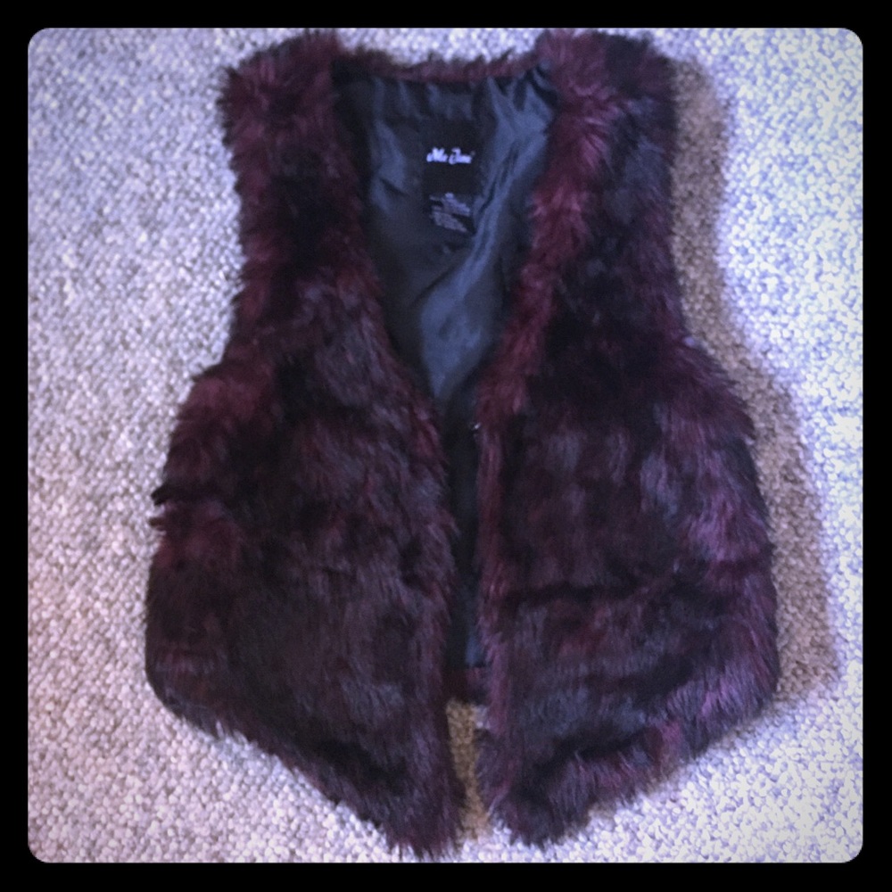 Girls FAUX FUR VEST - plum purple - Size XS